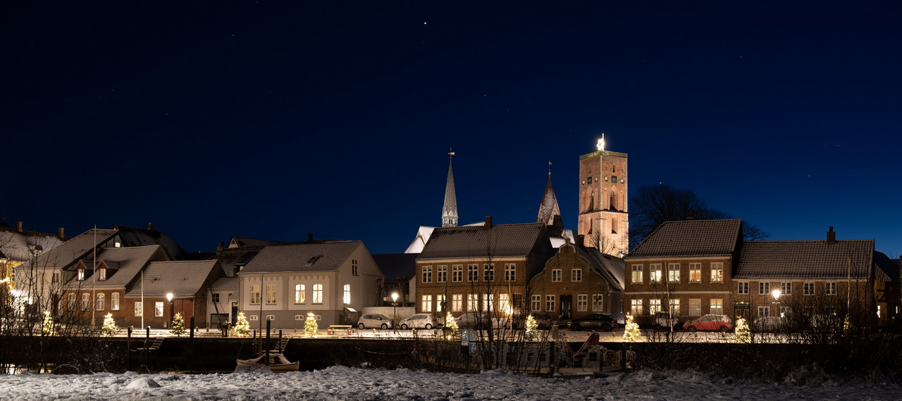 Ribe by Night